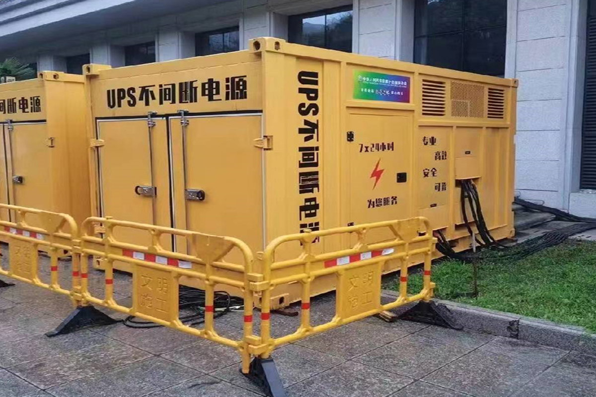 桥西发电机租赁施工现场